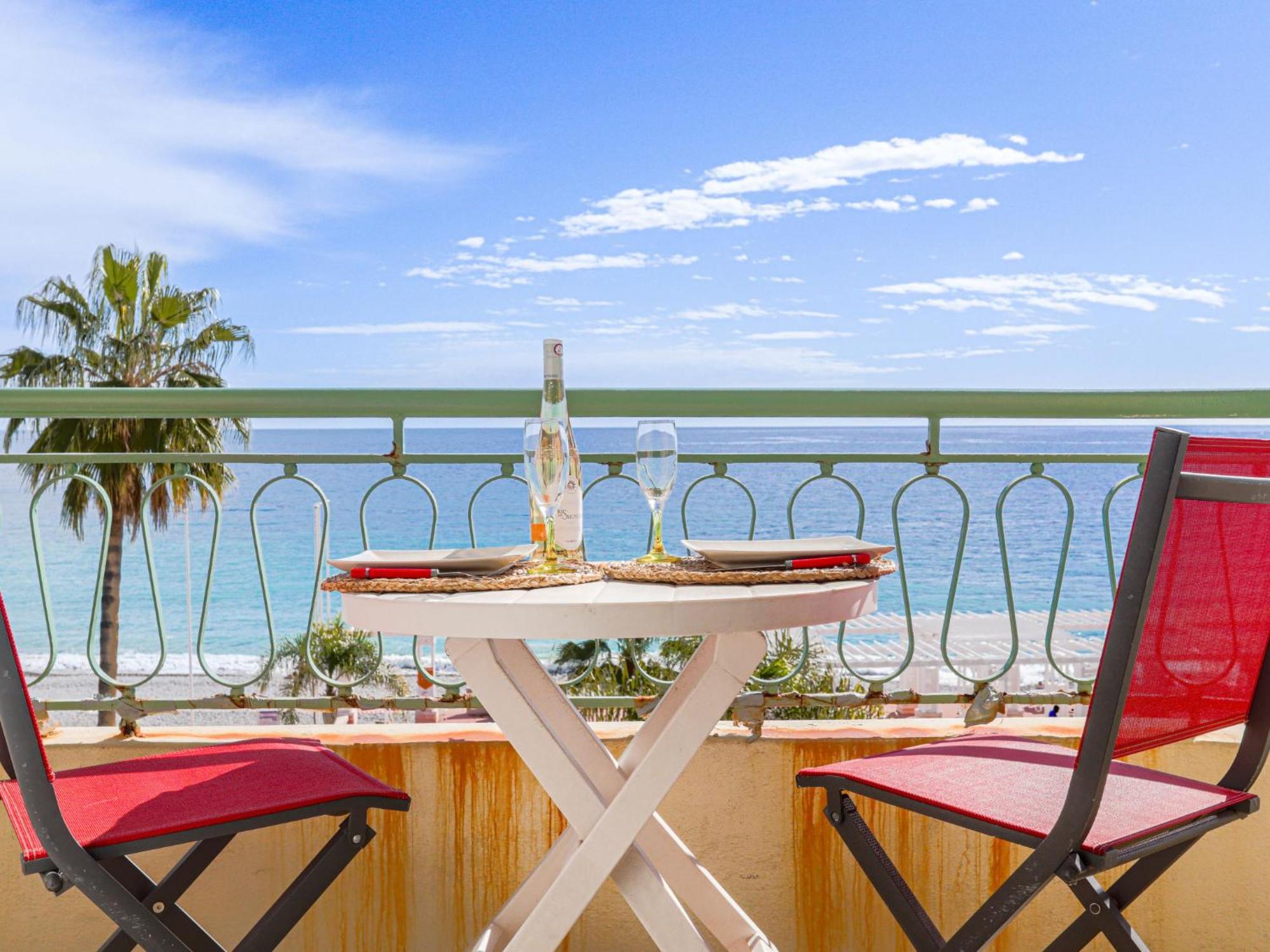 Apartment Les Yuccas Promenade Des Anglais By Interhome 니스 외부 사진